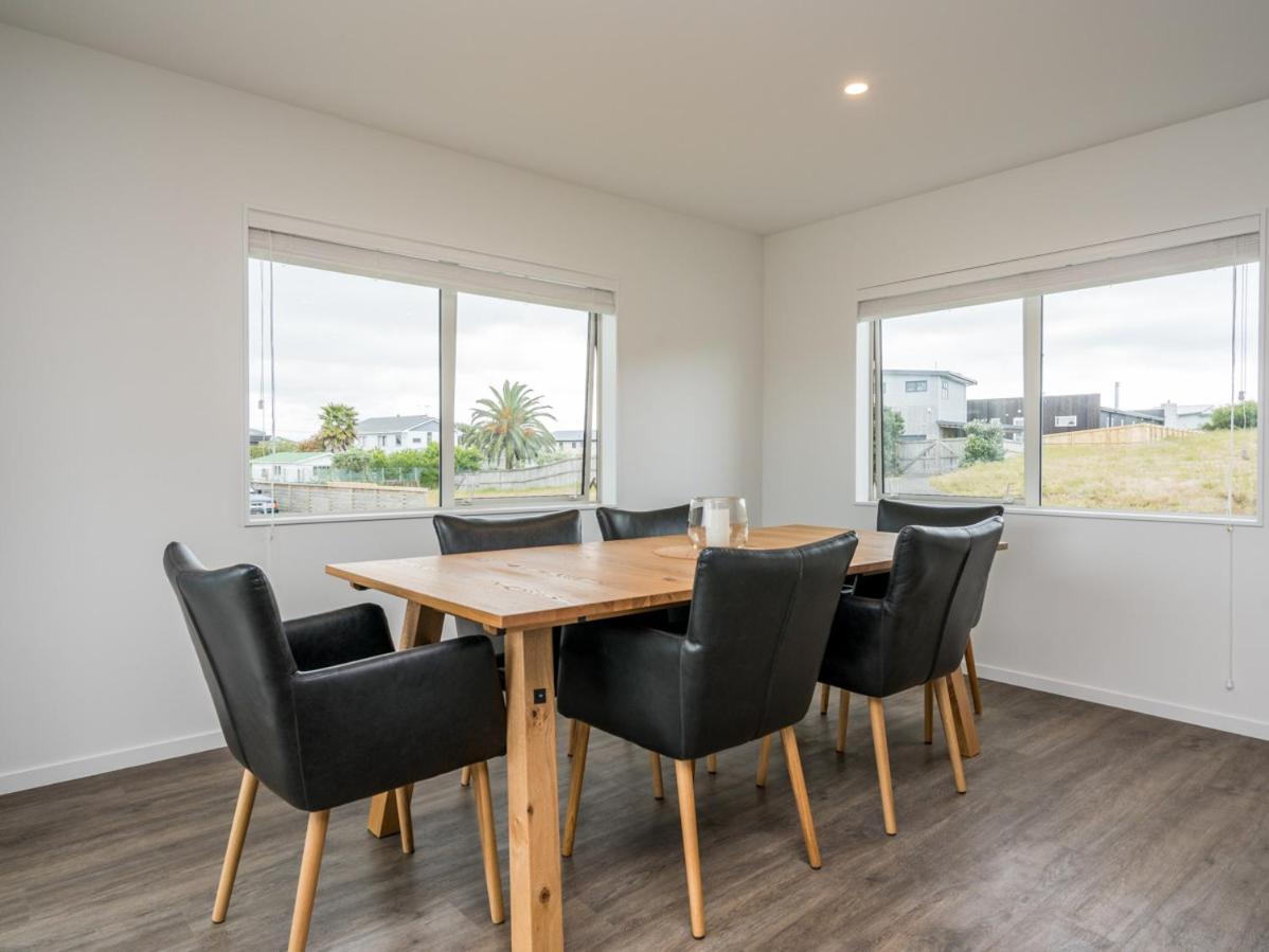 Ruakaka Sands - Ruakaka Holiday Home Eksteriør billede