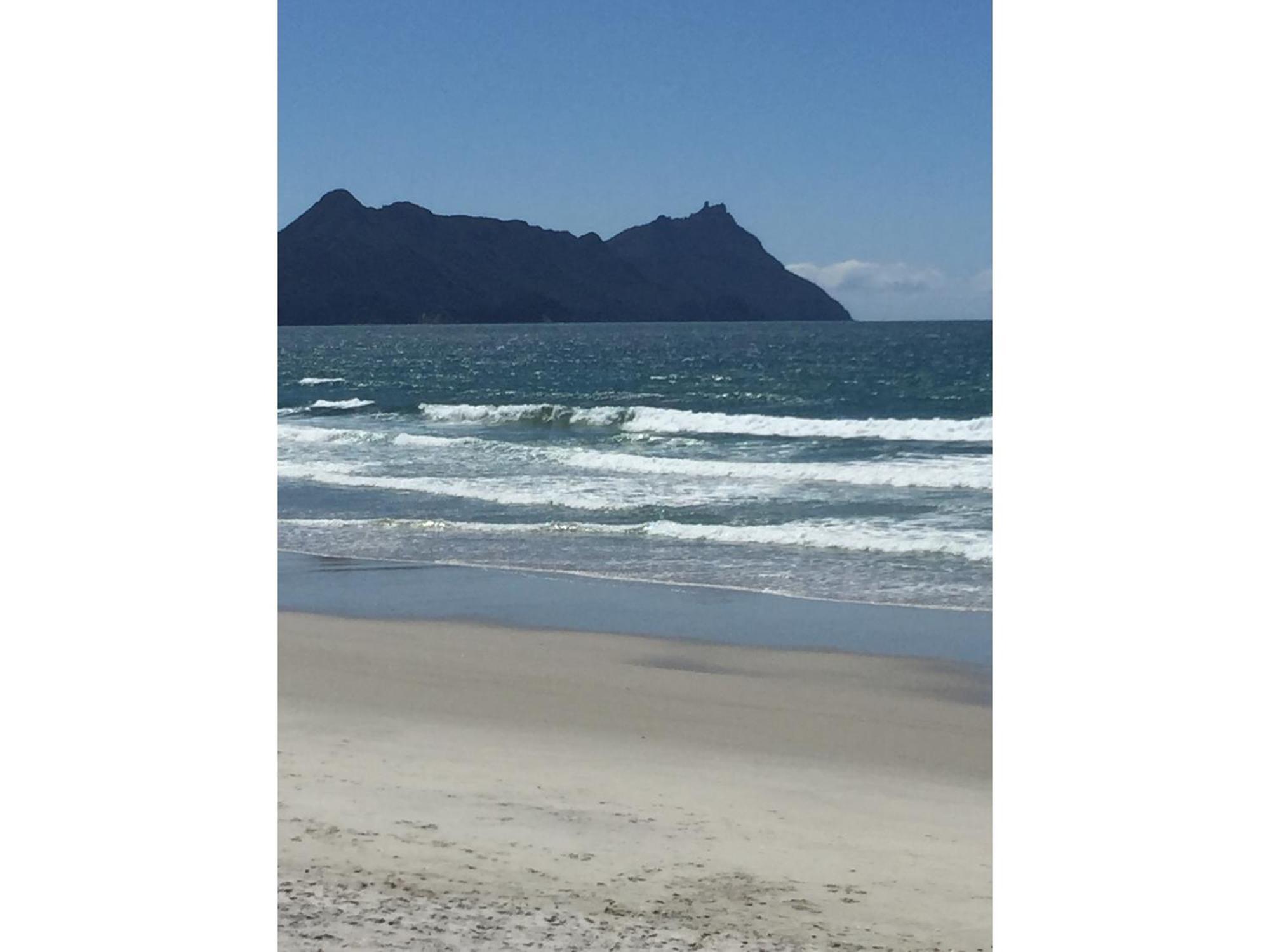 Ruakaka Sands - Ruakaka Holiday Home Eksteriør billede
